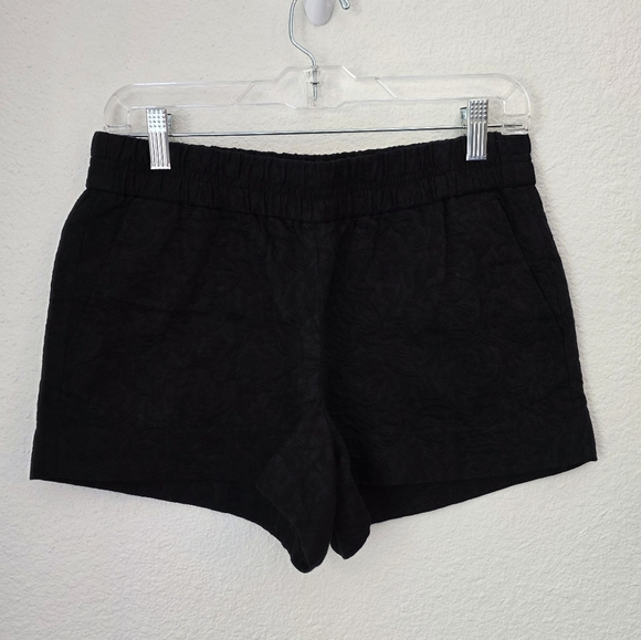 J. Crew 100% cotton shorts with pockets, size 4, black with floral imprint - Picture 1 of 7
